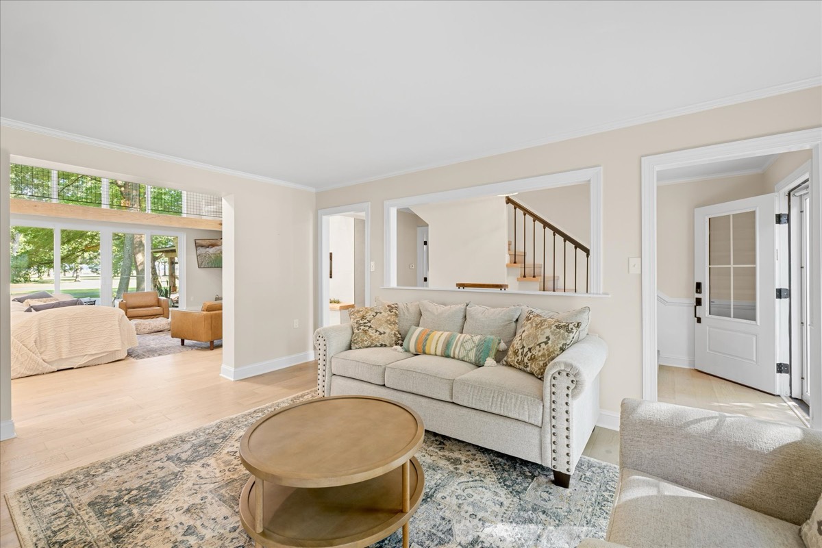 Open concept living space connecting to great room
